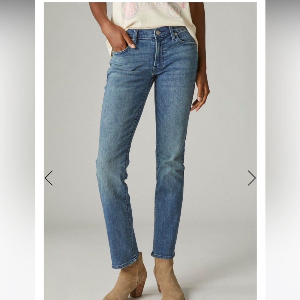NWT Lucky Brand Straight Sweet Ankle Jeans